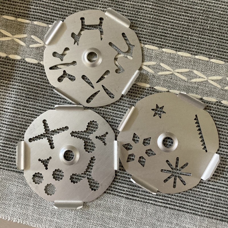 Vintage Mirro Vitality Aluminum Dial-A-Cookie Press 3 Plates 12 Shapes Booklet gallery