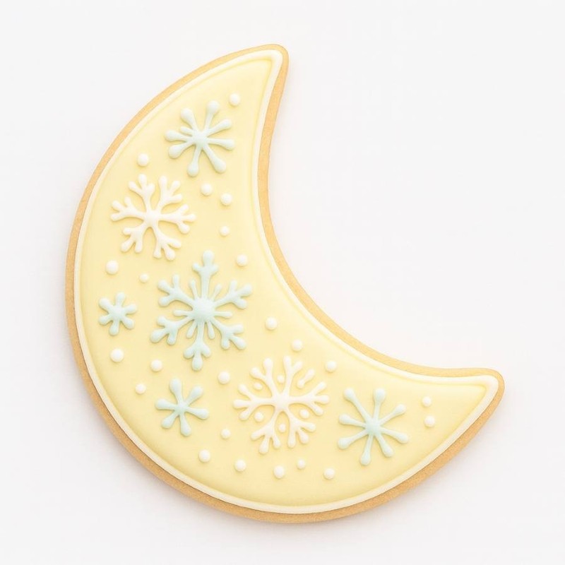 Folk Crescent Moon Cookie Cutter 3'' Metal gallery