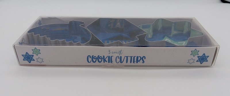 3pc Hanukkah Cookie Cutter Set, Menorah Candle, Dreidel, Star of David gallery