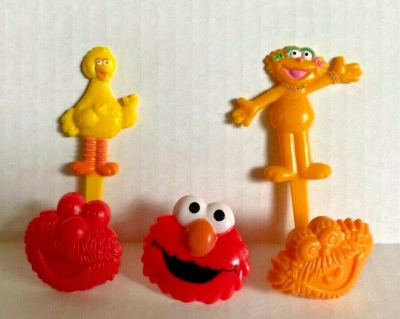 Bakery Crafts Plastic Cupcake Rings Toppers New Lot of 6 “Sesame Street” #1
