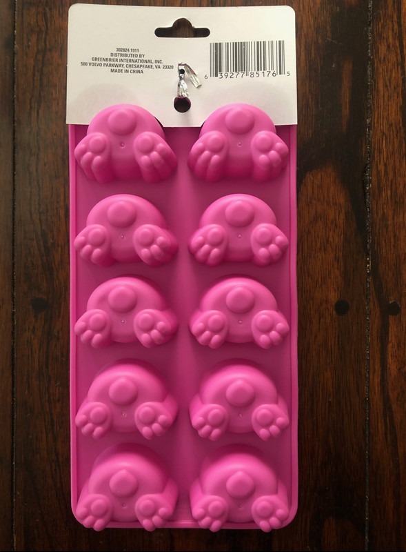 EASTER RABBIT BUNNY FEET PAWS CHOCOLATE CANDY ICE MOLD