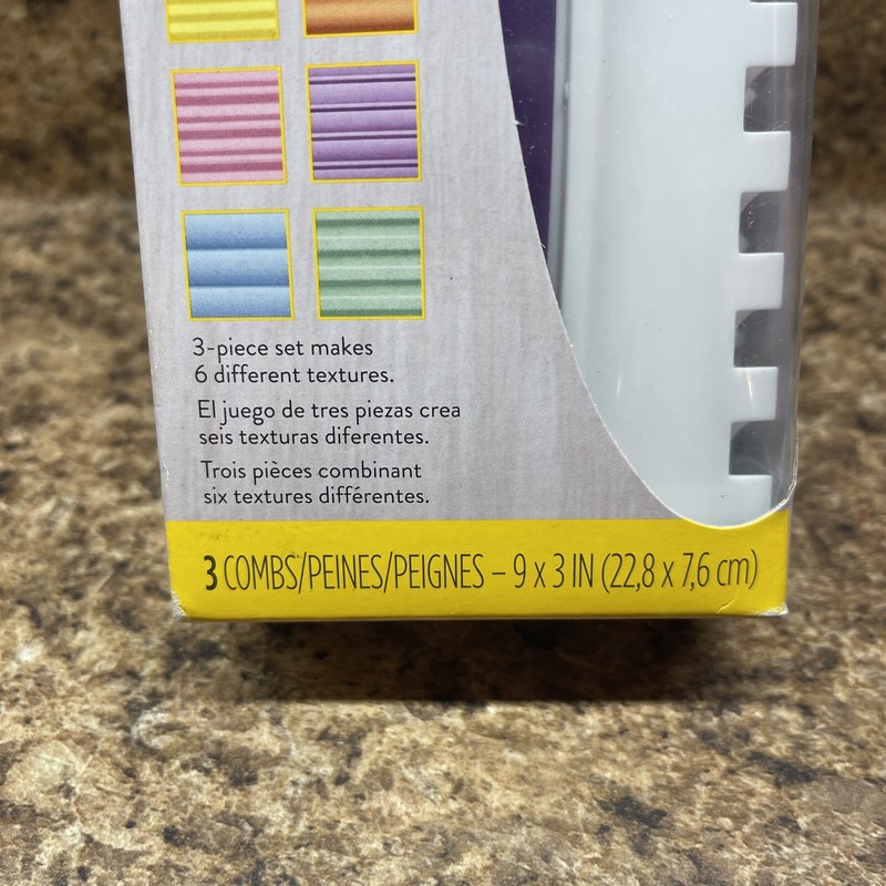 Wilton Icing Smoother Comb Set-3 Piece, White/Purple gallery