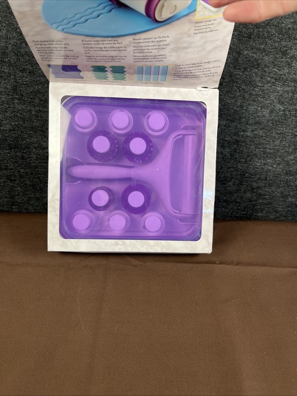 Wilton Ribbon Cutter Kit gallery