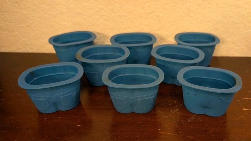 Lot Of 3 Dashing Silicone MUFFIN TOP BAKING CUPS (4 Baking Cups per Package) gallery