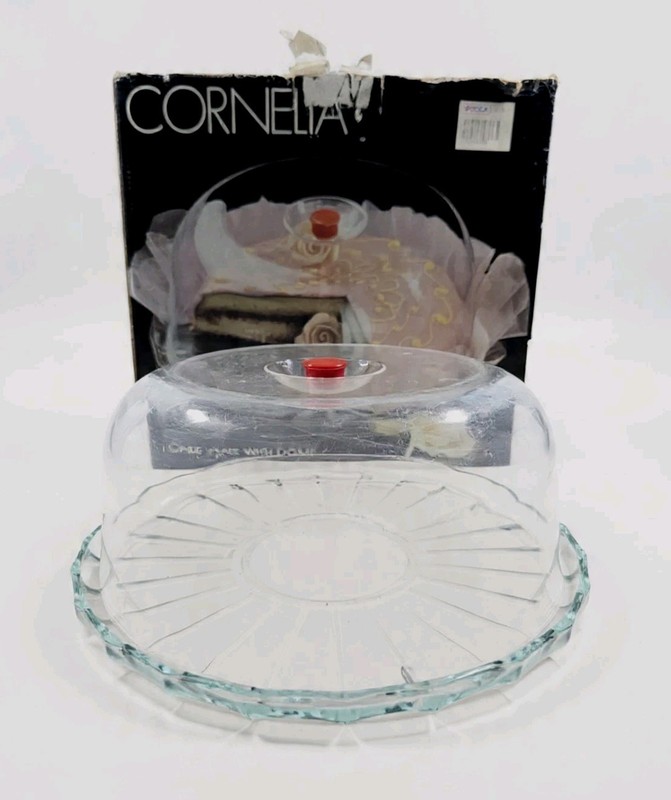 Cornelia Glass Cake Plate W/ Plastic Dome Clear Italy 10.5″ L x 4.5″ H Cajaroja