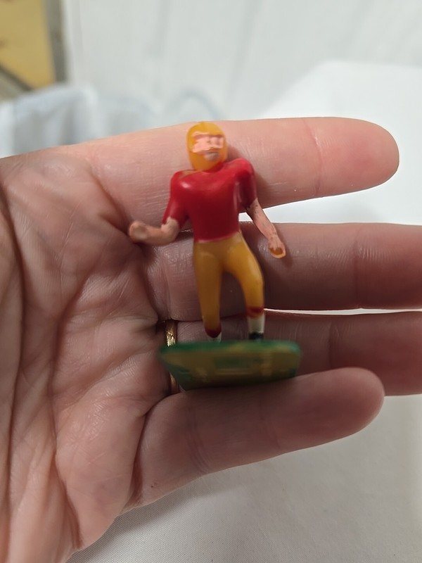 Vintage 1974 Set Of 15 Wilton Football Player Cake Topper Figures 1306-113 gallery