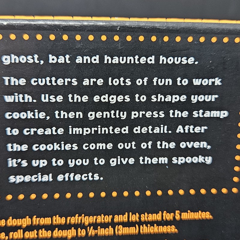 William Sonoma Kids Halloween Cookie Cutters Press-And-Stamp Set Of 5 gallery