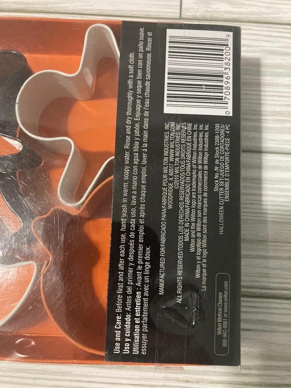 Wilton Halloween Cookie Cutter Set 4pc White Metal Ghost Pumpkin Moon Witch Hat gallery