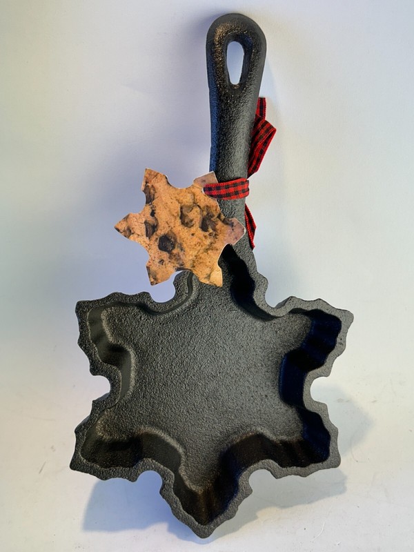 Cast Iron The Bake Shop Snowflake Shape Baking Pan Cookie Mold Pancake New