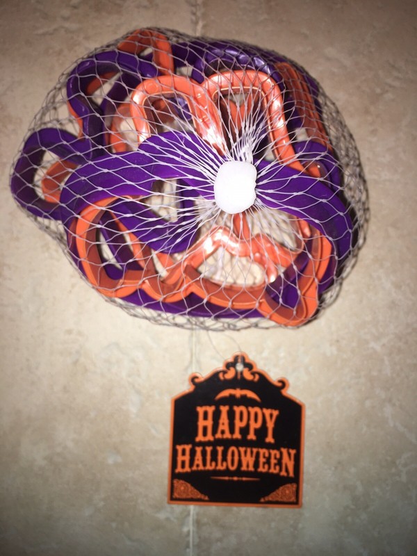 Wilton Halloween Cookie Cutter Set – Pumpkin, Ghost, Cat, 6 Pc New Plastic