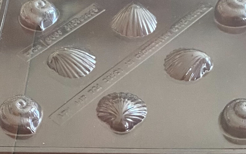 partyworld candy molds set of 2 Cakes & Seashells gallery