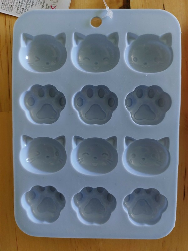 Cute Cat and Paw Design silicone Chocolate Mold 2 Sets Pink Blue gallery