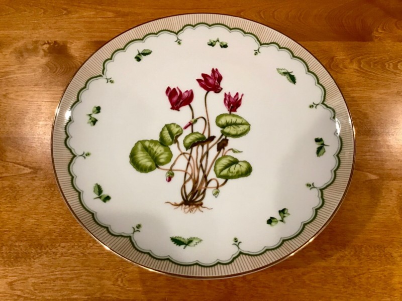 AUTHENTIC VTG GEORGES BRIARD PORCELAIN VICTORIAN GARDEN FOOTED CAKE COOKIE STAND