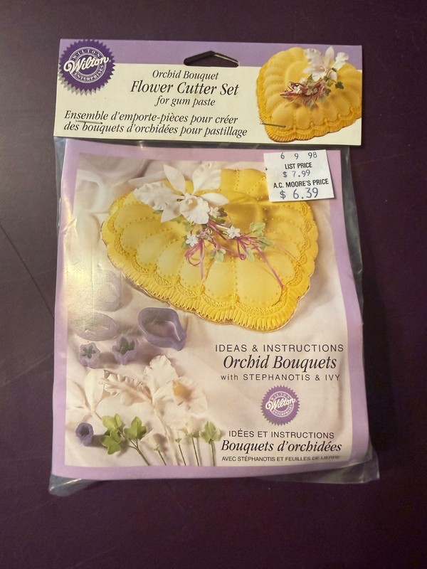 Wilton Orchid Bouquet Flower Cutter Set 1997 Unopened Gum Paste Cake Decorating