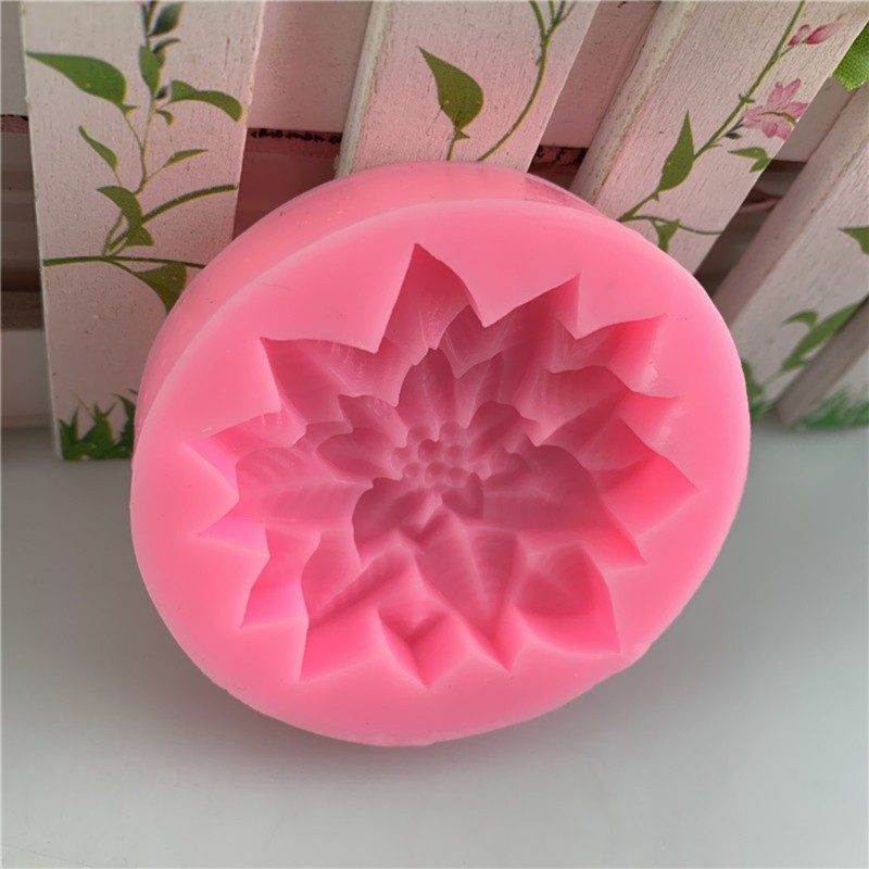 Holly Leaf Cake Fondant Mold Cupcake Decorating Baking Molds Chocolate Dessert gallery