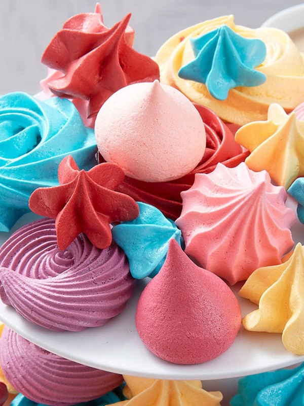 Large Piping Bags and Tips with Coupler, 1M, 2D, 2F, 4B, 6B, 234, D66, 1A Pip... gallery