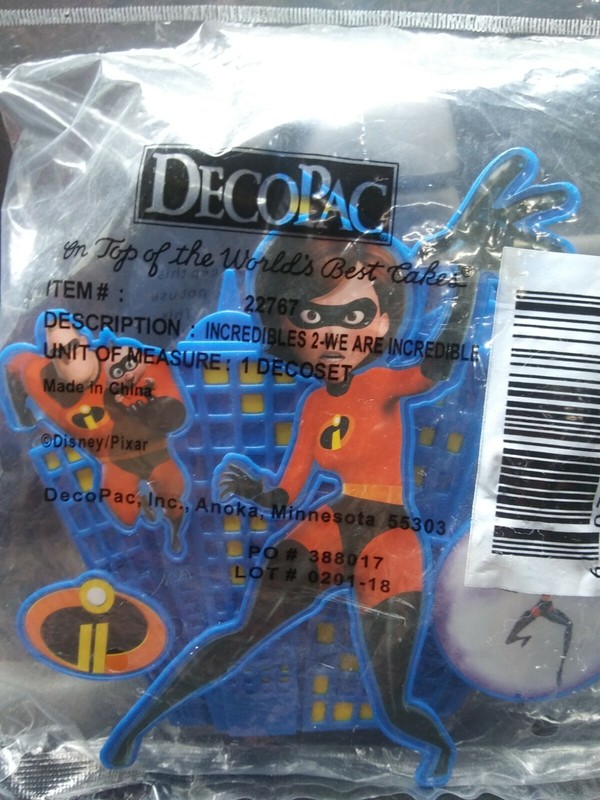 Decopac Incredibles 2-We Are Incredible Cake Toppers Heroes Movie Characters-B17
