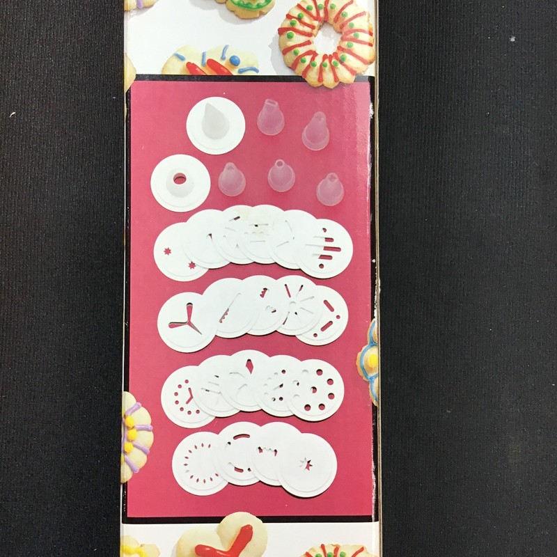 Roshco Bakers Advantage Deluxe Christmas Cookie Press 20 Discs 6 Tips Open Box gallery