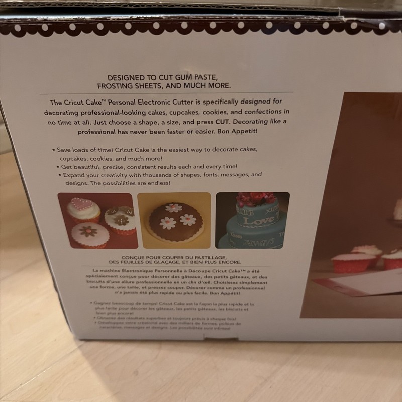 NIB Cricut Cake Personal Electronic Cutting Machine Food Safe Cutting Mat CCA001 gallery