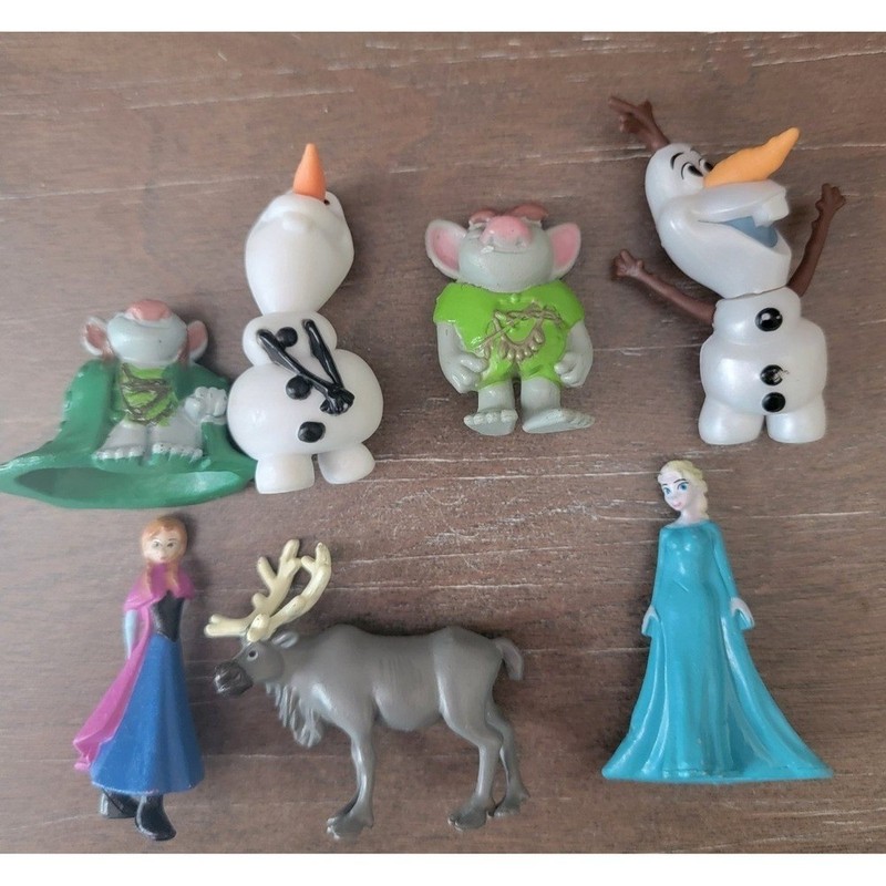 Disney frozen mini figures cake cupcake toppers