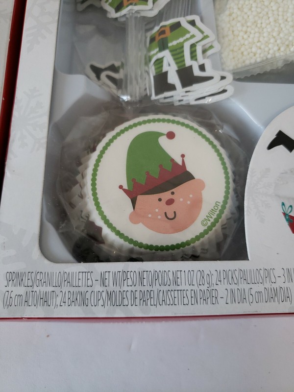 WILTON/ ELF CUPCAKE DECORATING KIT WITH 24 CUPS AND PICKS - NEW LOT OF 2 gallery