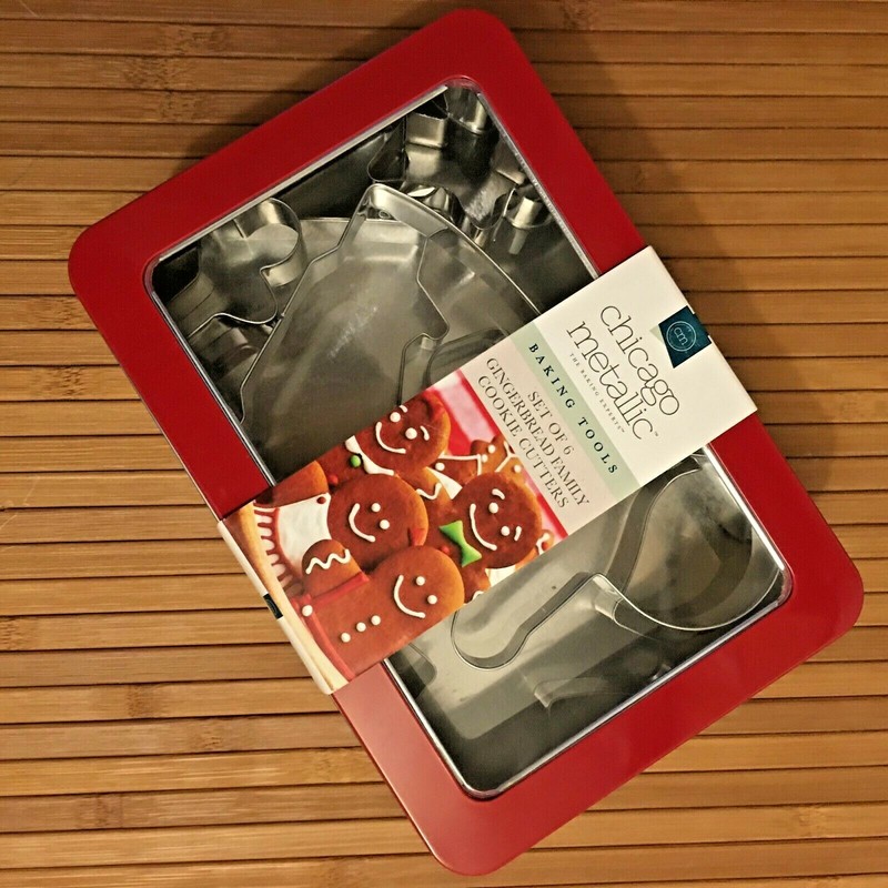 Gingerbread Cookie Cutter Chicago Metallic Set of 6 In Red Tin Box gallery