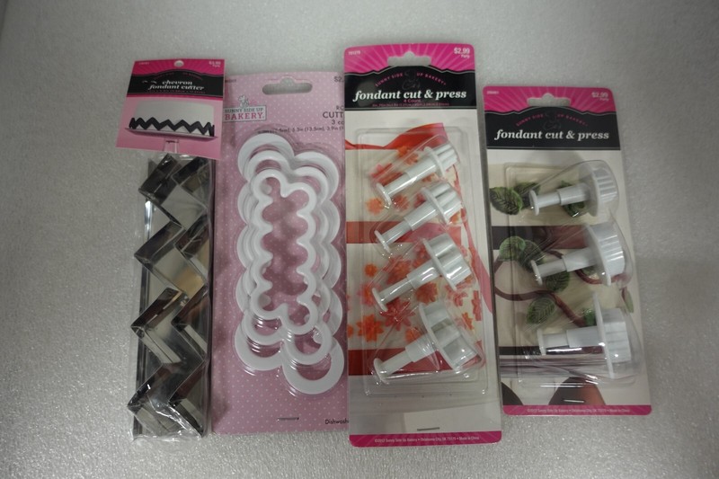 Sunny Side Up Bakery fondant cut & press lot / flower / leaf rose / chevron NEW