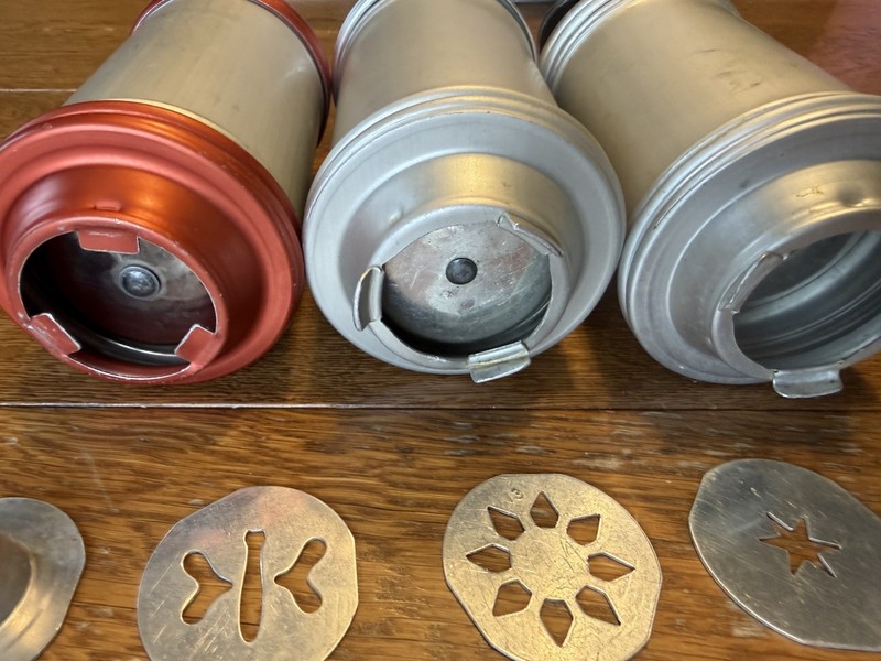 Set of 3 Vintage Mirro Aluminum Cookie Presses Butter Spritz w/12 Discs 3 Tips gallery