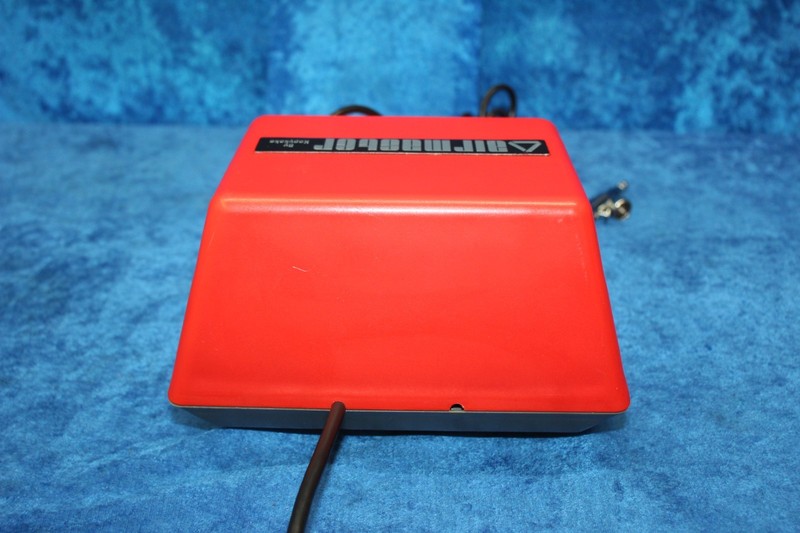 Kopykake C3000R Airmaster Airbrush Cake Decorating Set Red gallery