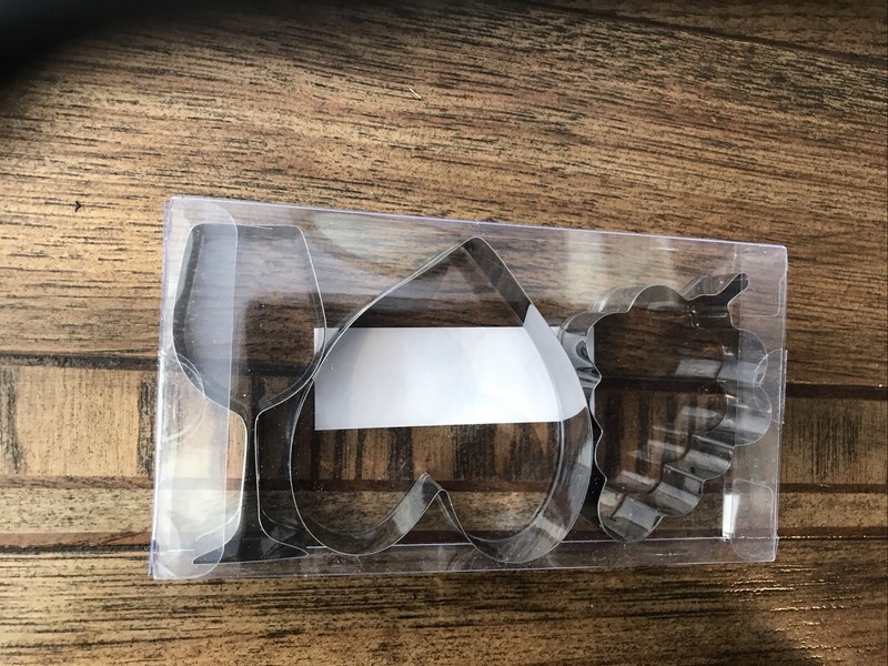 NEW in Box Vineyard Cookie Cutters Molds Grapes, Wine Glass & Heart (B22) gallery