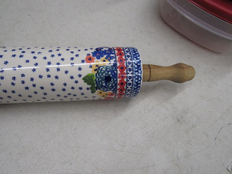 Vtg Pioneer Woman Dazzling Dahlias Retired Ceramic Roling Pin Acacia Wood Handle gallery