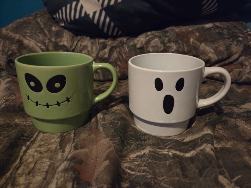 2 Ceramic Halloween cups ( Frankenstein and Ghost)