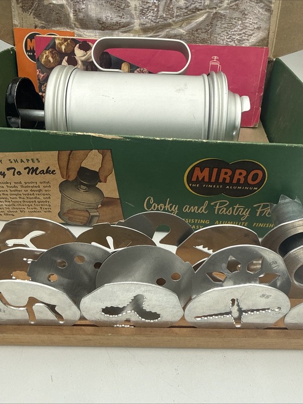 VTG Mirro 1950s Cooky & Pastry aluminum Press Cookie 3 Tips And 16 discs T-311 gallery