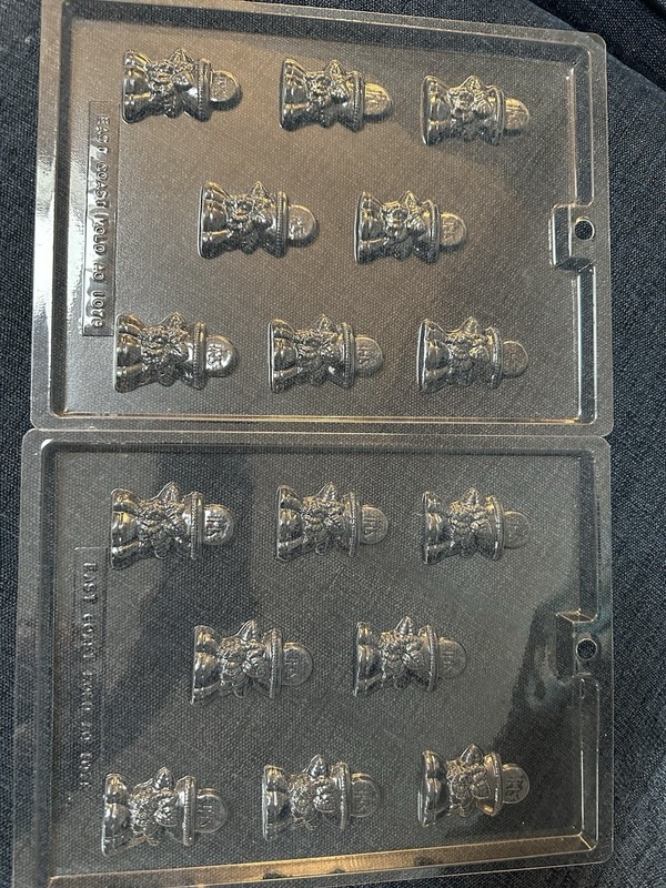 Chocolate Molds – Communion