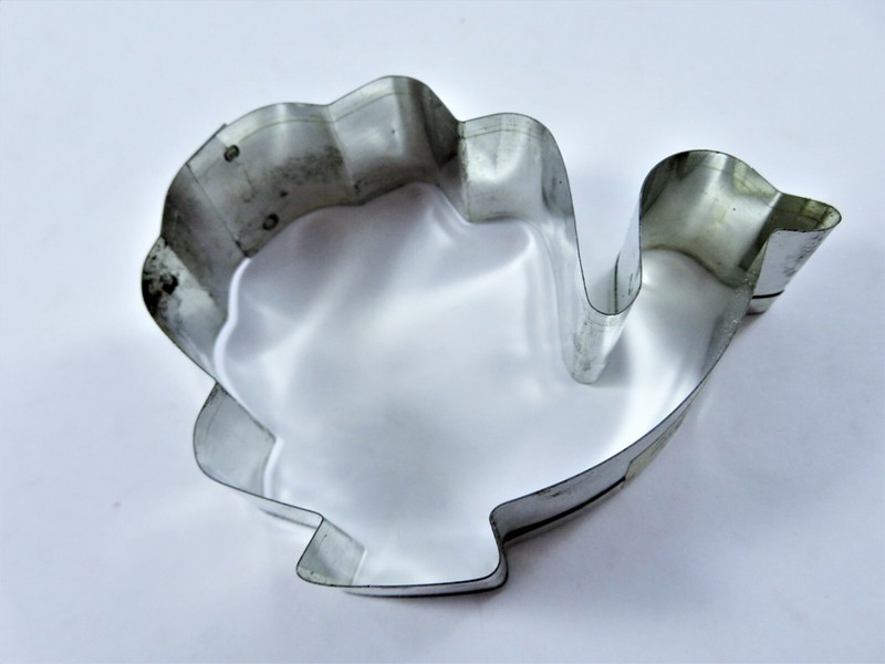 Vintage Metal Cookie Cutters Mixed Lot Of 3 Turkey Otter Cloud Shiny Tin Steel gallery