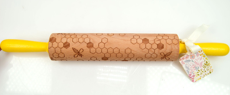 The BakeShop by Masterclass Bee Embossed Yellow Wood Handled Rolling Pin