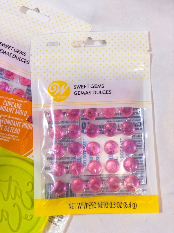 Wilton Cupcake Fondant Mold and Pink Isomalt Gems Baking Tools Cookies Desserts gallery