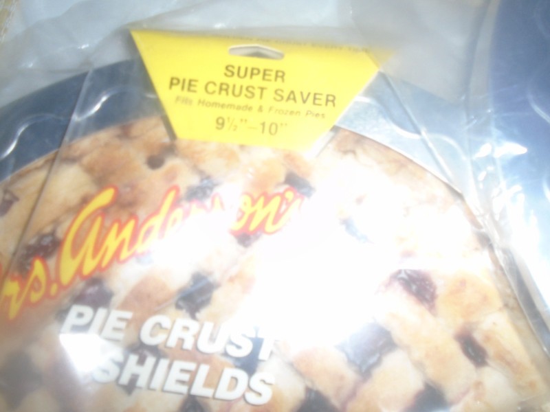 2 Mrs. Anderson’s Baking Pie Crust Protector Shields, 9 1/2 to 10 inch gallery