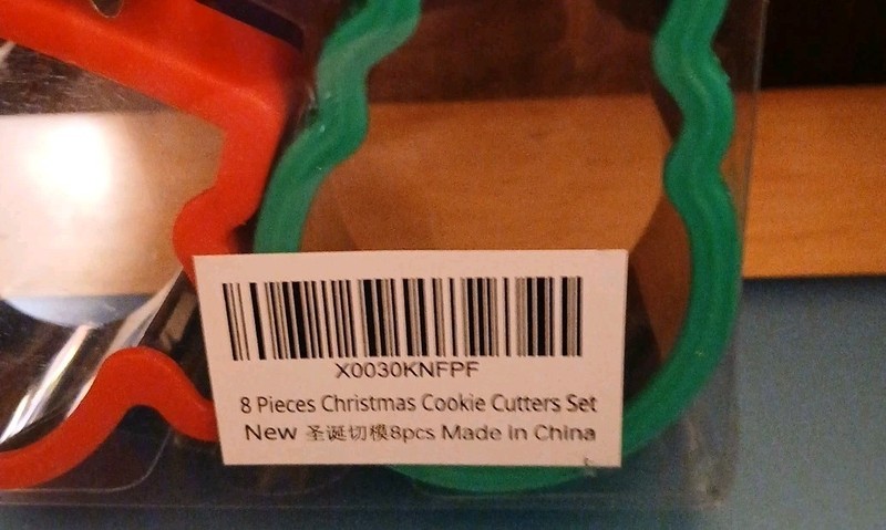 NIP 8 Pieces Christmas Cookie Cutters Set gallery