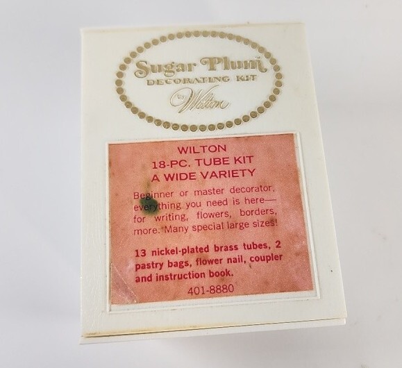 Vintage Wilton Sugar Plum Decorating Kit – NOT COMPLETE