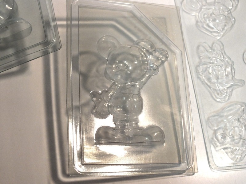Vintage Disney Sweet Treats Candy 1982 Chocolate Plastic Molds With Instructions gallery