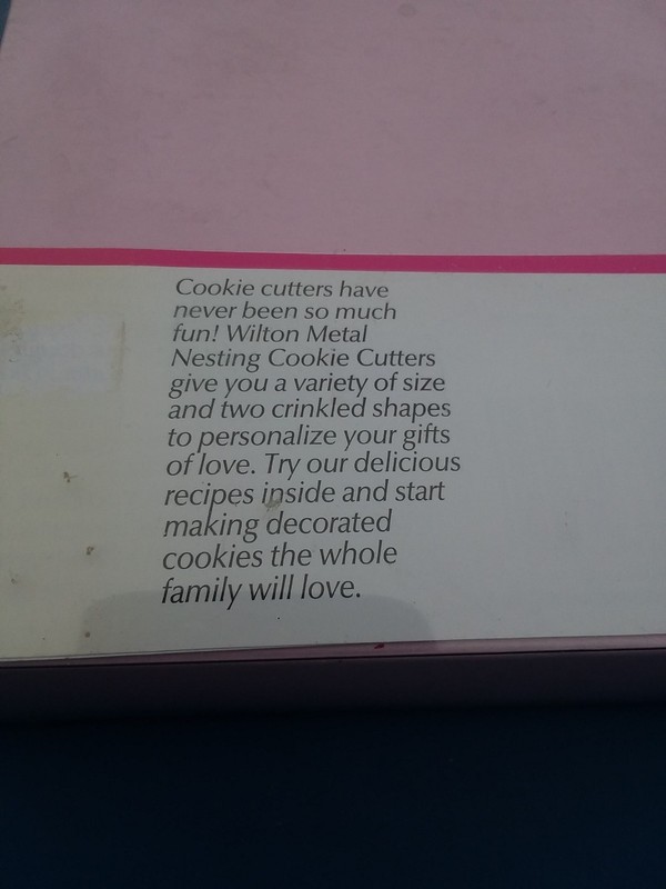 ONE set Wilton From The Heart 4 Nested Heart-shaped Cookie Cutters Valentine. gallery