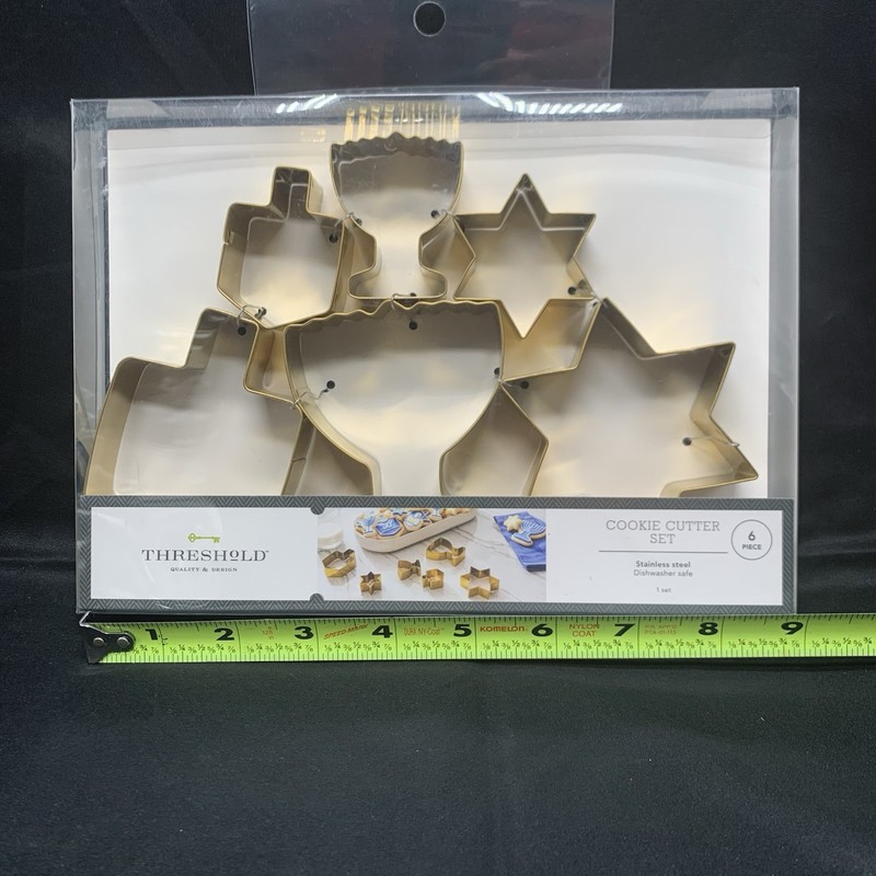 Hanukkah Cookie Cutter Set of 6 Pcs Threshold Stainless Steel Gold Tone gallery