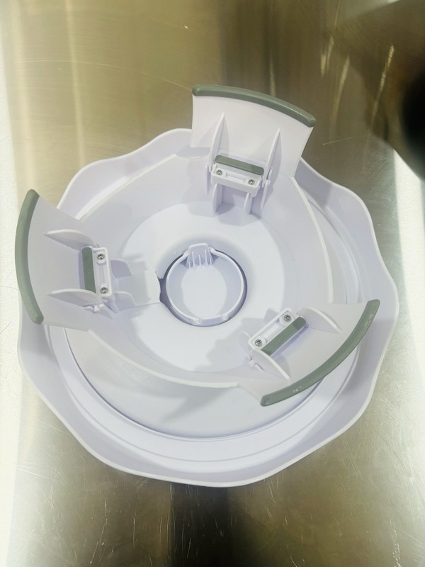 Wilton Cake Turntable Stand, High and Low Spinning, Plastic, 12.7 in. gallery