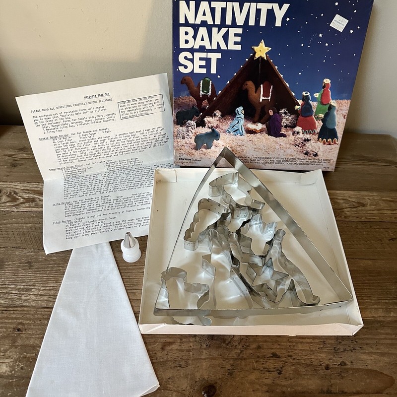 Vintage Nativity Bake Set Cookie Cutters Baby Jesus Mary Joseph 10 Pc. Christmas