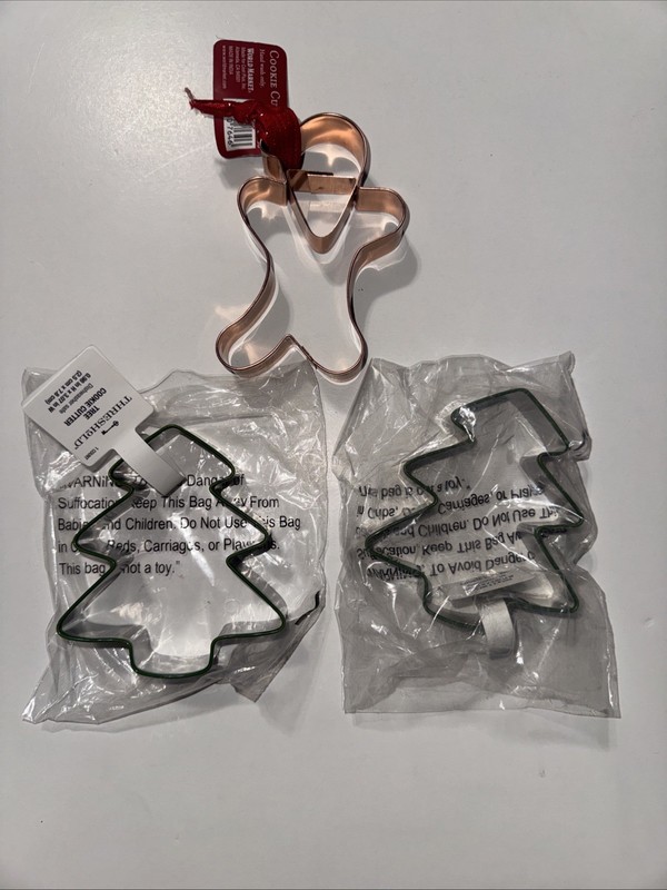 2 Threshold Target Cookie Cutters Christmas Tree & 1 Holiday Cookie Cutter – New