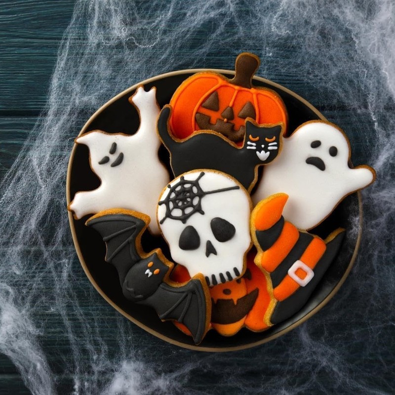 Halloween Cookie Cutters Set,9 Piece Stainless Steel Metal Halloween Cookie Cutt gallery