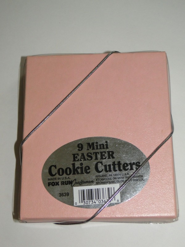 New Vintage Fox Run Easter mini Cookie Cutter set, Wilton Treat bags , Lot #8 gallery