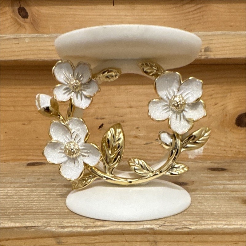 Bath & body Works flower ring candle holder