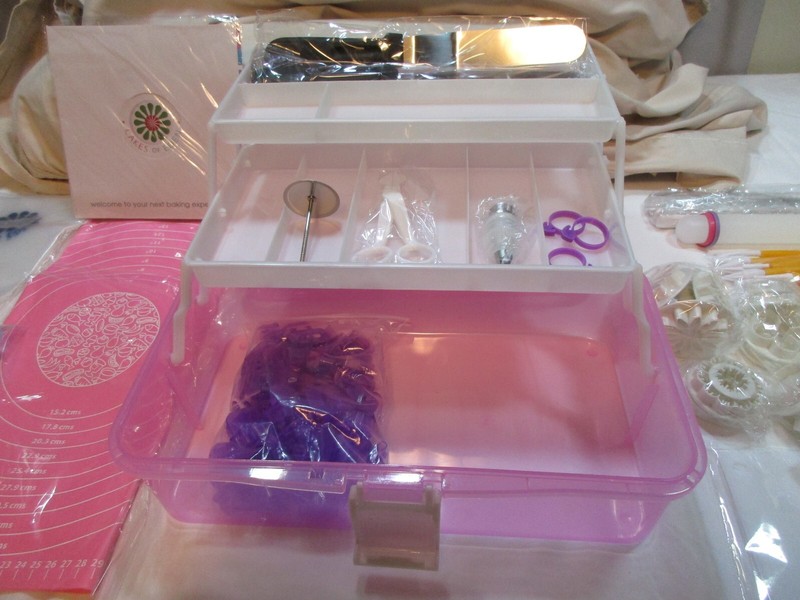 Cakes of Eden Cake decorating supplies baking kit NEW gallery